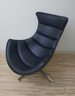 Retro Chair - Black Leather